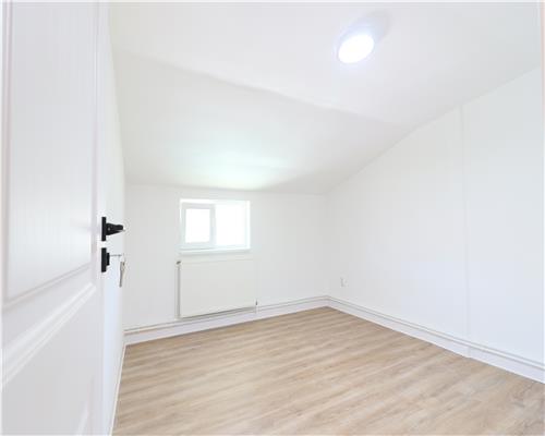 Apartament 3 camere Strada Luminii