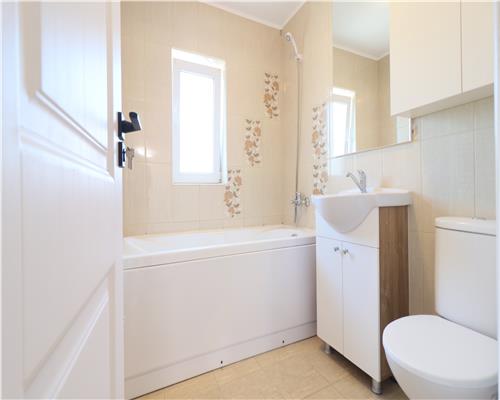 Apartament 3 camere Strada Luminii