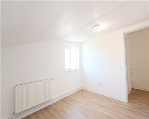 Apartament 3 camere Strada Luminii