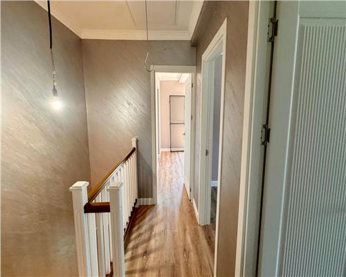 Casa tip duplex cu panorama superba asupra lacului Rediu