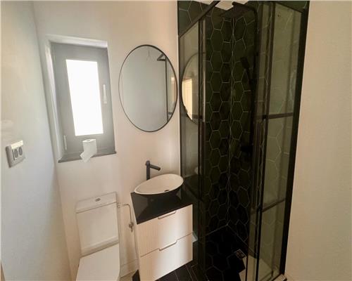 Casa tip duplex cu panorama superba asupra lacului Rediu