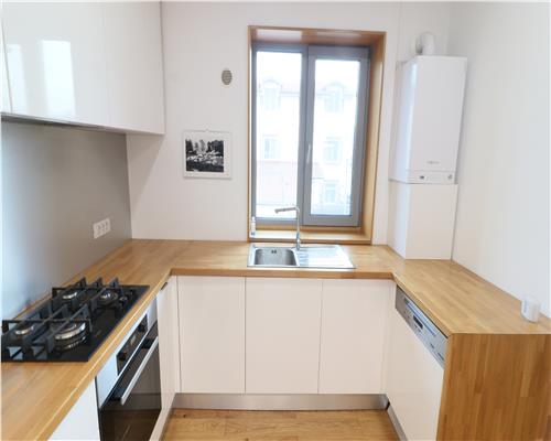 Apartament cu curte, Cantemir, Premium