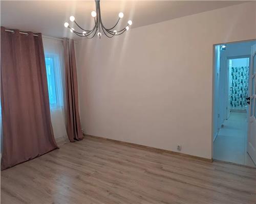 Apartament 3 camere ZIMBRU etajul 2