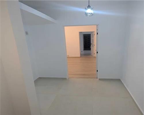 Apartament 3 camere ZIMBRU etajul 2