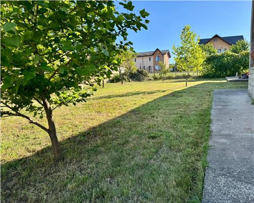 Casa individuala de vanzare in Valea Lupului, zona linistita, acces facil