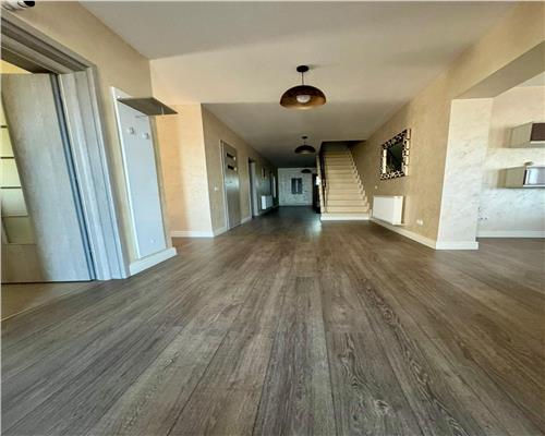 Casa individuala de vanzare in Valea Lupului, zona linistita, acces facil