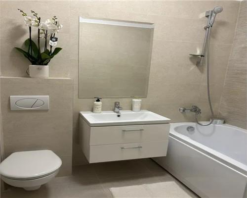 Apartament 3 camere PALAS MALL