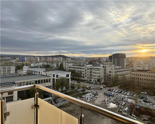 Apartament 3 camere PALAS MALL