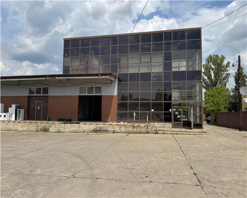 Hala industriala de vanzare – 2500 mp construiti, teren 5000 mp – zona cu acces TIR, utilitati complete