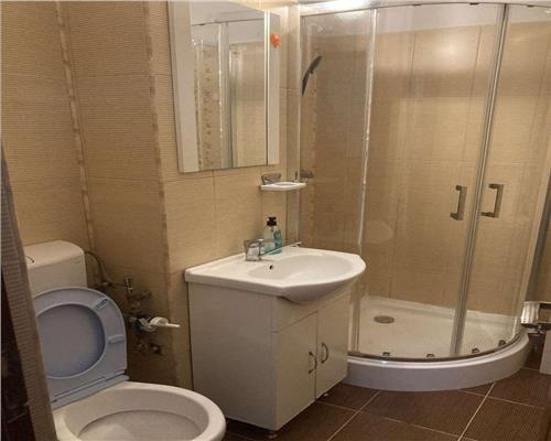 Garsoniera de inchiriat zona Baba Novac