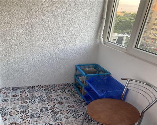 Garsoniera de inchiriat zona Baba Novac