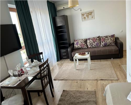 Garsoniera spatioasa de inchiriat zona Mihai Bravu