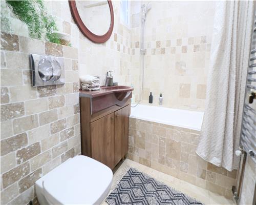 Apartament 3 camere PODU ROS