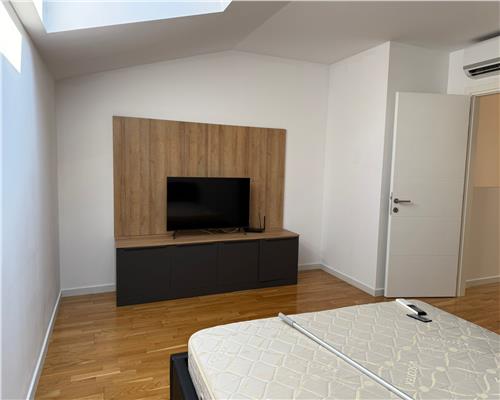 Vila spatioasa de inchiriat Pipera