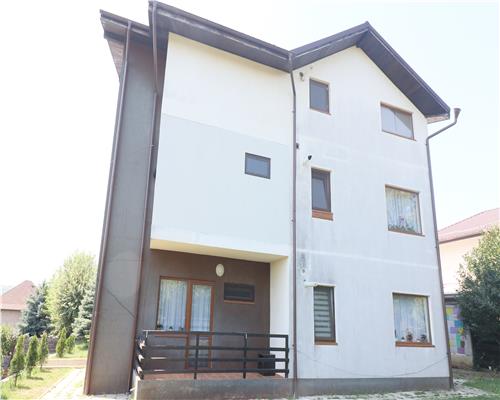 Apartament 2 camere Et 1 Loc de parcare