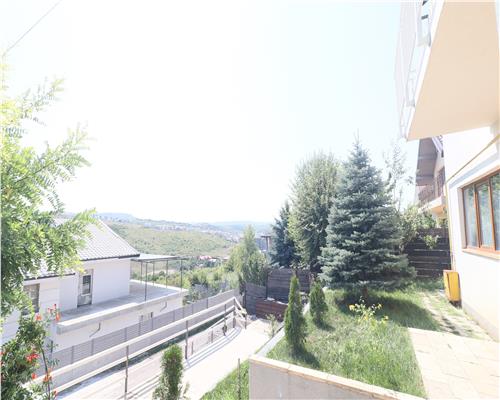 Apartament 2 camere Et 1 Loc de parcare