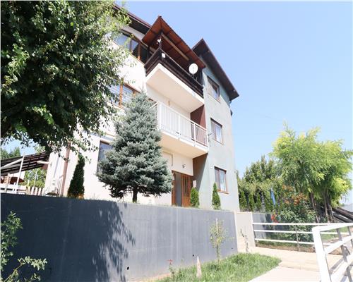 Apartament 2 camere Et 1 Loc de parcare