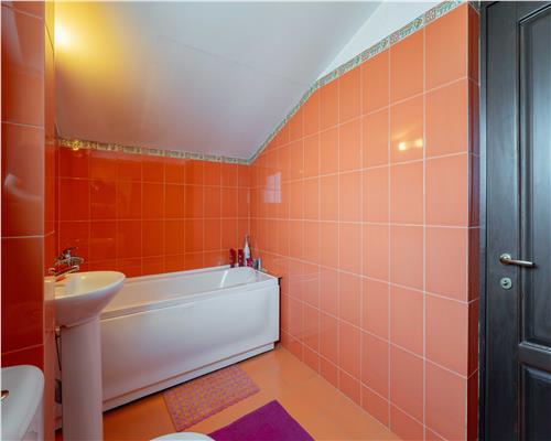 Casa de lux in Bucium, mobilata si utilata complet