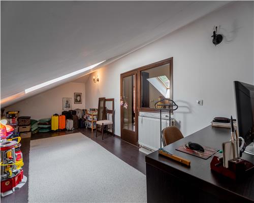 Casa de lux in Bucium, mobilata si utilata complet
