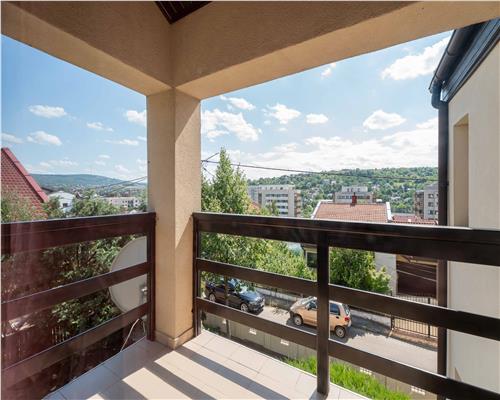 Casa de lux in Bucium, mobilata si utilata complet