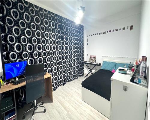Apartament 3 camere BAZA 3