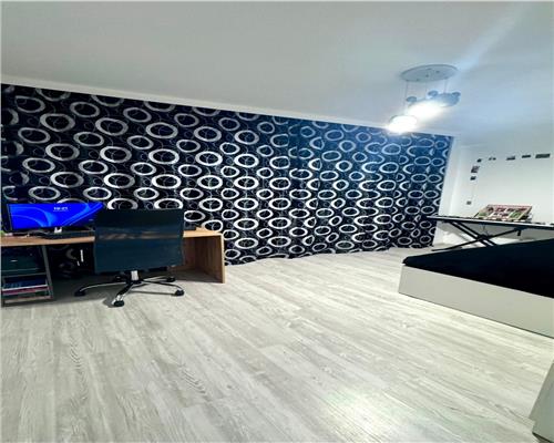 Apartament 3 camere BAZA 3