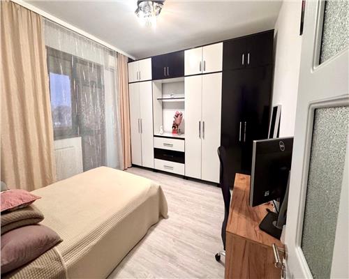 Apartament 3 camere BAZA 3