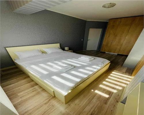 Apartament 2 camere BUCSINESCU + loc de parcare