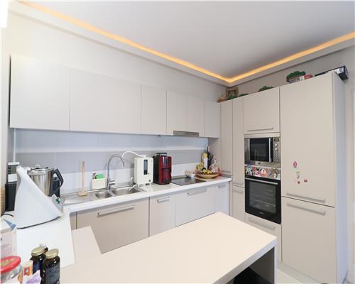 Apartament superb cu mutare imediata, Palas Mall, 128 mp, terasa privata