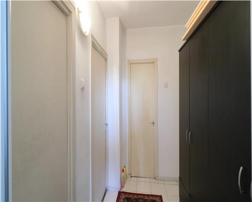Apartament de 3 camere decomandat, etaj 3, 2 bai  Pacurari