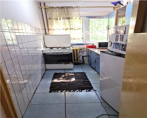 Aparatment de vanzare 2 camere Ploiesti Vest