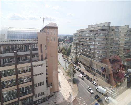 Apartament 3 camere HALA CENTRALA