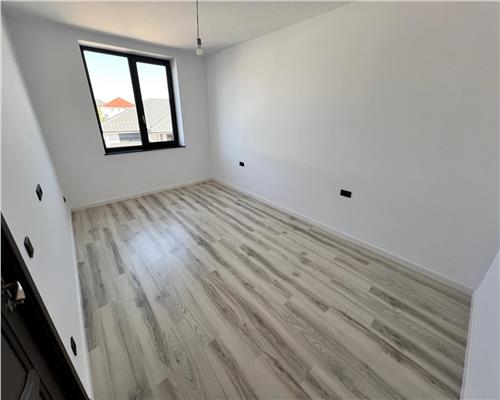 Casa plan parter, 4 camere, intabulata, Valea Lupului
