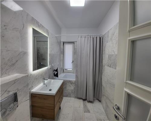 Apartament 3 camere ROYAL TOWN + parcare subterana