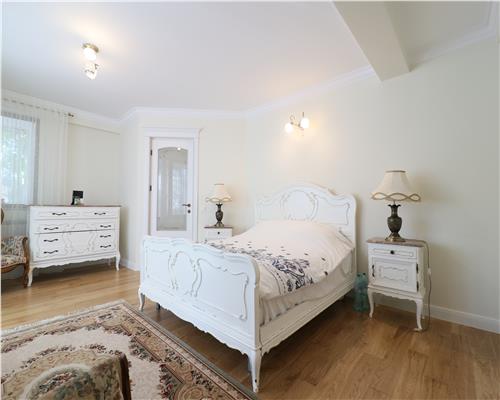 Apartament Duplex, in centrul Iasiului, finisaje premium si curte