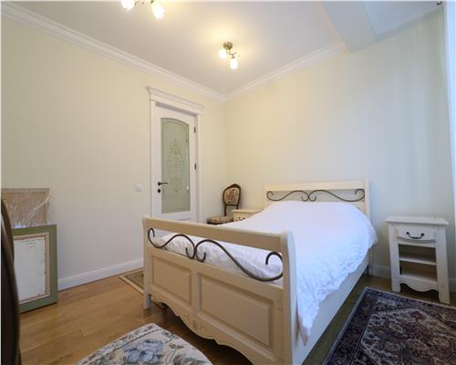 Apartament Duplex, in centrul Iasiului, finisaje premium si curte