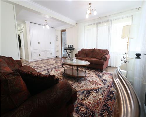 Apartament Duplex, in centrul Iasiului, finisaje premium si curte