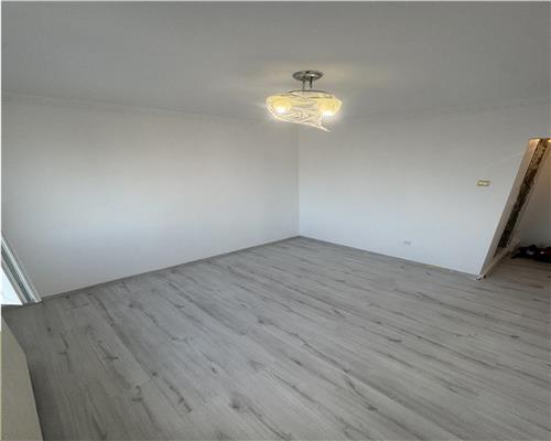 Apartament cu 3 camere de vanzare | zona Dristor |