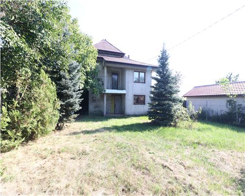 Proprietate unica, cu potential de dezvoltare  400 mp construiti + teren generos, pozitie excelenta