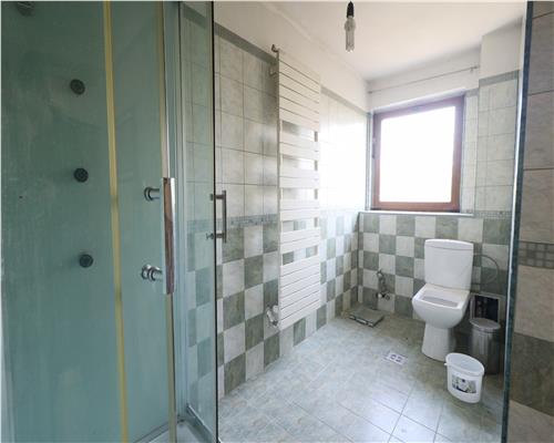 Proprietate unica, cu potential de dezvoltare  400 mp construiti + teren generos, pozitie excelenta