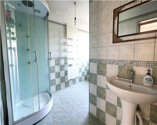 Proprietate unica, cu potential de dezvoltare  400 mp construiti + teren generos, pozitie excelenta