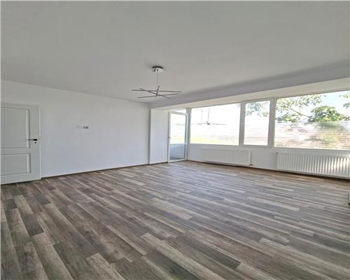 Apartament tip spatiu de birouri | De inchiriat | Zona Aparatorii Patriei |