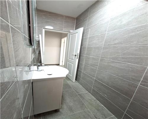 Apartament tip spatiu de birouri | De inchiriat | Zona Aparatorii Patriei |
